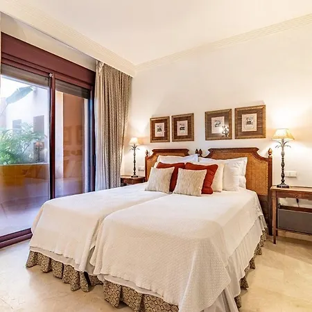 Ap. En Monteros - *