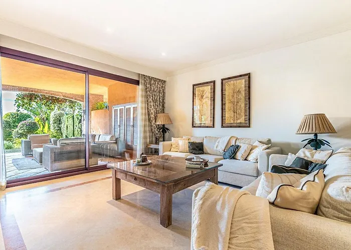 Ap. En Monteros - * Marbella